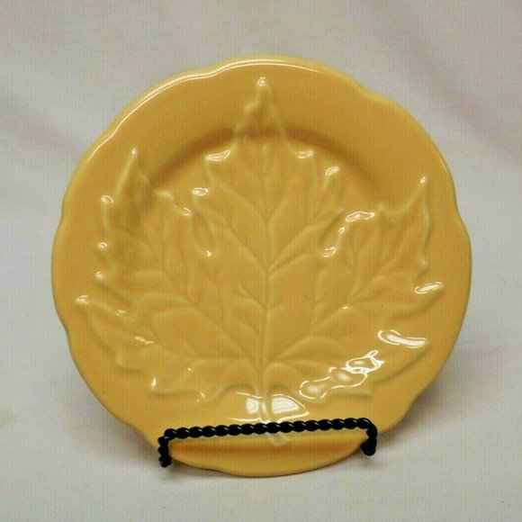 Longaberger Pottery Set of 4 Falling Leaves Collection Leaf Plates - Picture 8 of 12